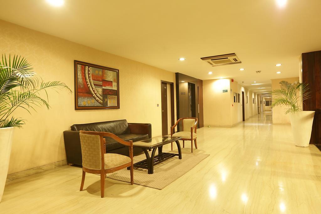 Corporate Regency Hotel Ню Делхи Екстериор снимка