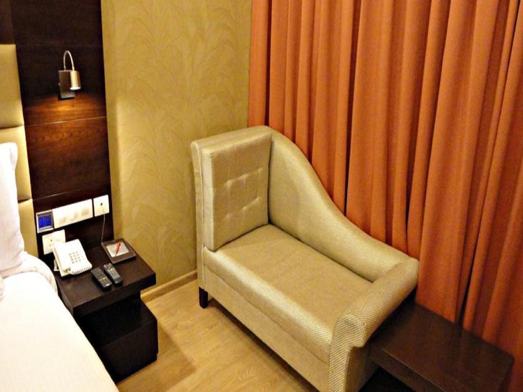 Corporate Regency Hotel Ню Делхи Стая снимка